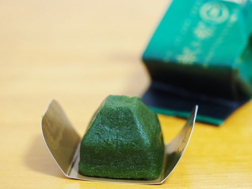 京都スイーツ土産に最適!マールブランシュ北山本店の濃厚すぎる「お濃茶フォンダンショコラ」!