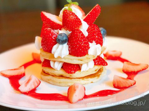コートヤード・マリオット銀座東武ホテル OASIS オアシス 【銀座】 いちごフェア 苺のパンケーキ