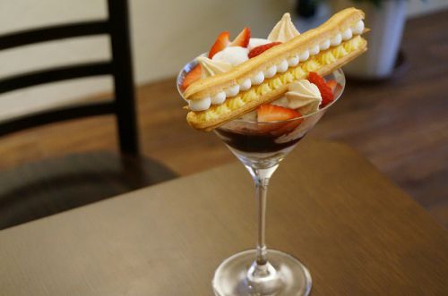 京都デートにオススメのフォトジェニックパフェ!SUGITORA(スギトラ)の苺パフェを堪能してきました!