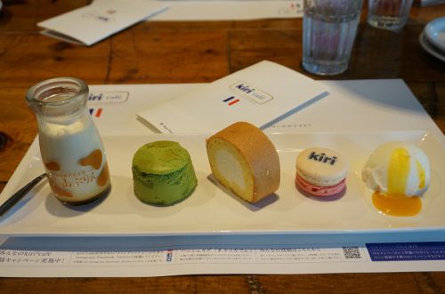 キリクリームチーズ専門店「kiricafe(キリカフェ)」が期間限定オープン!エスコヤマとコラボしたスイーツも楽しめます!