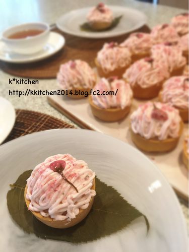 桜のモンブランケーキ