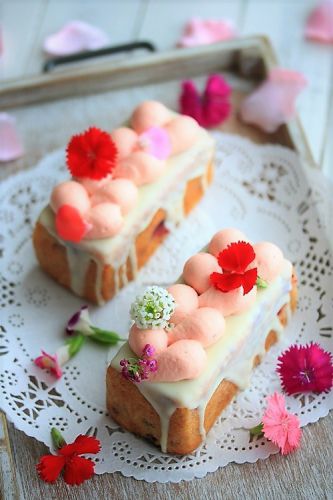 フランボワーズ&フラワーのやみつきパウンドケーキ