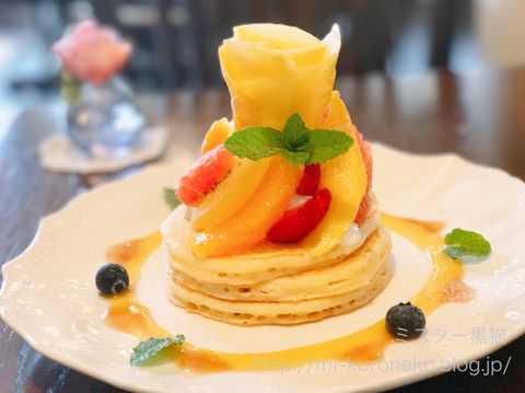 Cafe Ange カフェアンジェ 【篠崎】 5月限定!マンゴーとフルーツのパンケーキ