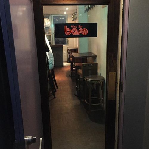base(ベース)@京橋。シャンパーニュからデザートワインまで満喫