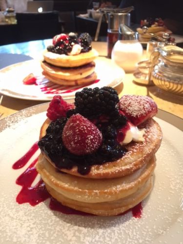 ベリーのパンケーキ