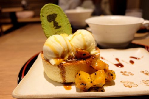 【三重 伊勢】SNOOPY茶屋 スヌーピー茶屋 期間限定サツマイモのパンケーキ