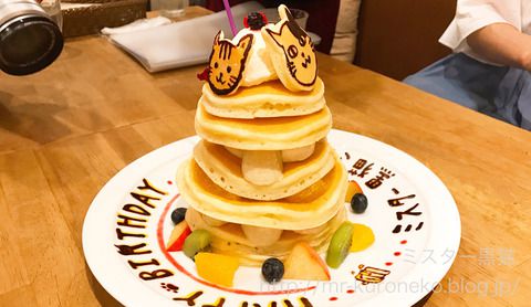 パンケーキママカフェ VoiVoi 【三軒茶屋】 桃のパンケーキ / 由木農場の摘みたてブルーベリーパンケーキ / バースデーパンケーキ