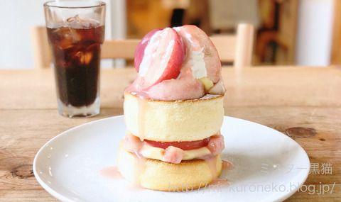 Sunday Brunch サンデーブランチ 【下北沢】 8月限定!白桃ホットケーキ