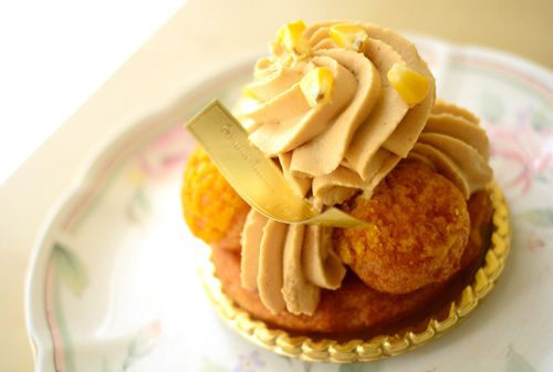 【ユウササゲ】とうもろこしのケーキ!?サントノーレキャラメルマイス