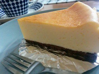 バースデーイヴ札幌店(Patisserie Birthday Eve)【札幌元町】◆マカロンよりも定番「NYチーズケーキ」が好き!