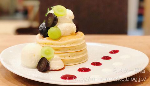 パンケーキママカフェ VoiVoi 【三軒茶屋】期間限定! 葡萄パンケーキ