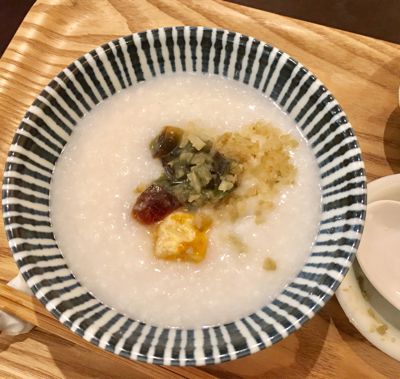 奥泉の中華粥と、エゾアムプリン