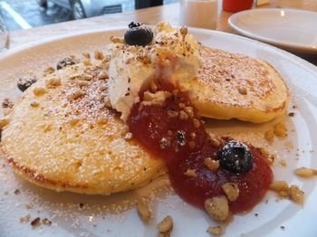 shiro cafe(シロカフェ)【北海道砂川】◆1番人気のパンケーキは甘酸っぱくてチーズが濃厚!
