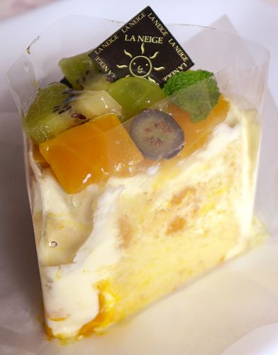 ラネージュ シフォンケーキとマカロンが人気!クリスマスケーキも(広島市東区牛田本町、白島)
