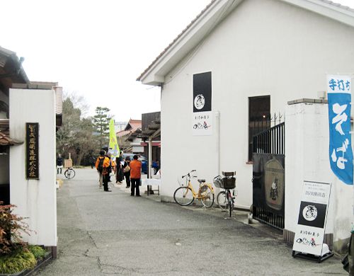 【閉店備忘録】賀茂輝酒造(かもき)円座 東広島市西条の酒蔵!倉カフェで日本酒ケーキもありました。