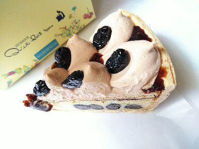 神降臨・丹波黒豆しぼり豆とシナモンクリームのタルト@QUIL FAIT BON(キルフェボン)