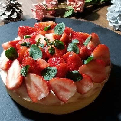 苺のチーズタルト