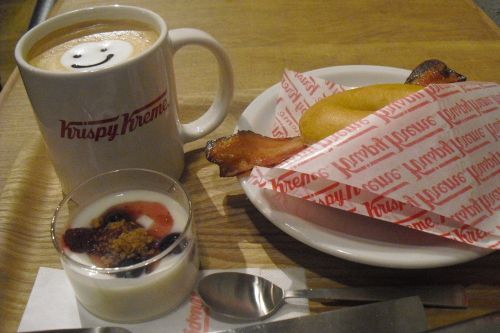 Krispy Kreme Doughnuts(クリスピー・クリーム・ドーナツ) 『ドーナツバーガー』