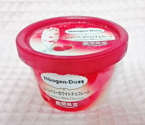 ストロベリーホワイトチョコレート【ハーゲンダッツ】