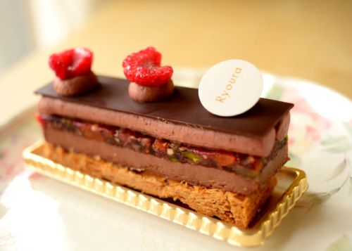 【リョウラ】新食感チョコレートケーキ!ジャルジー
