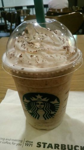 スタバ 『チャンキークッキーフラペチーノ®』