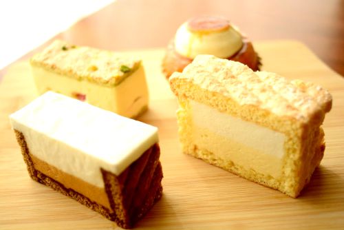 【洋菓子舗 茂右衛門】オトナ味の白ワインムース♪シシリー