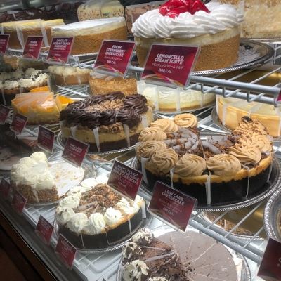 チーズケーキファクトリー