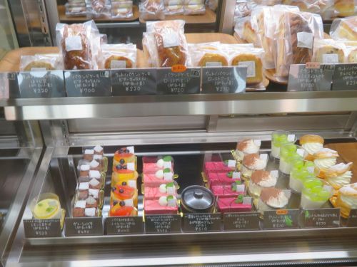 「東京洋菓子タングラム」 ケーキ食べ放題