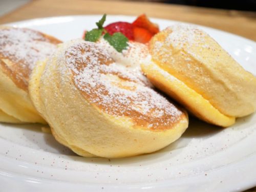 【大阪 難波】CAFE ANNON カフェアンノン スフレパンケーキ(イチゴNON)