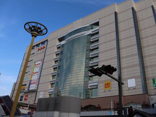 高松は瓦町FLAGのCafe de aile (カフェ・ド・エル)で焼き立てワッフル