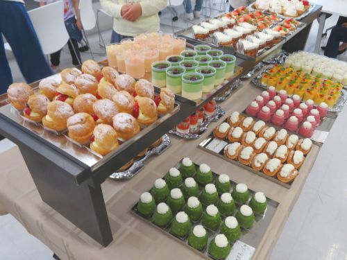 「太郎庵本社 工場」 工場祭 スイーツバイキング