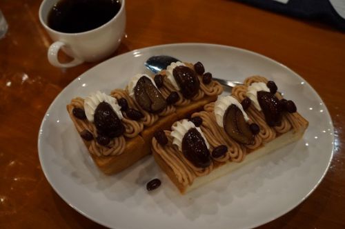 焼津のカフェバール・ジハンにて、平成最後の栗拾い!モンブラントースト♪