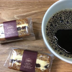 HARBS・ラムレーズンバターケーキ♪ハーブス