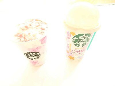 STRAWBERRY WEEK!!(いちごの日) ×SAKURA SWEET(さくら収穫祭)・SAKURA MILK TEA(リプトン・サクラミルクティー)&さくらチョコレート WITH ストロベリーゼリー
@STARBUCKS COFFEE