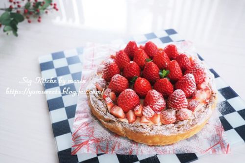 誕生日はイチゴのパイタルト