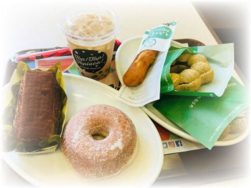 【ミスドのタピオカドリンク】タピオカミルクティと抹茶スイーツプレミアム♪