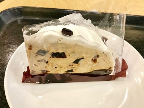 珈琲ゼリーケーキ(スタバ)のレビュー!珈琲ゼリーというレトロな素材をこんなふうにアレンジできるのはさすがスタバさん♪