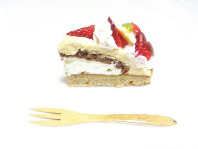 母の日限定・MOTHRS DAY(母の日限定)~Bouquet Tart with Benihoppe & Milk Tea Cream(いちごとミルクティークリームのブーケタルト)&Tea Tart with Strawberry & Apricot(いちごとアプリコットの紅茶タルト)LA・MAISON