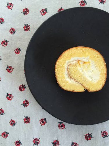*パッションロールケーキ初日でした