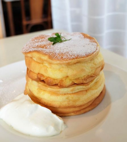 【水戸】cucina acero クッチーナアチェロ Pancake(メイプルシロップ&ホイップクリーム)