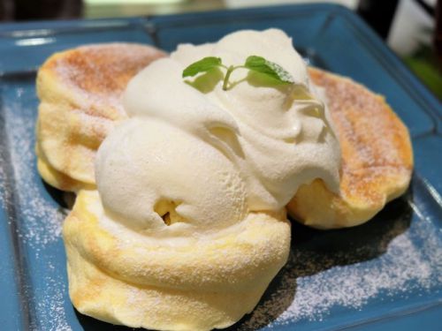 【大阪 四ツ橋】CAFE SHIFT THREE カフェシフトスリー 森のパンケーキ