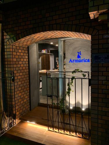 Creperie et Bistrot Armorica(クレープリー エ ビストロ アルモリカ)@本町。シードルにガレット、ブルターニュ地方の郷土料理を楽しめますよ