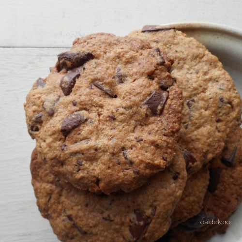 オートミールとココナッツオイルのチョコチャンククッキー