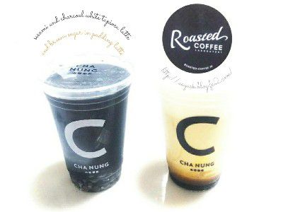 PUDDING WEEK!!(プリン大収穫)~CHA NUNG(チャノン)
黒ゴマチャコールラテwith白タピオカ
抹茶プリッチ黒糖ラテ