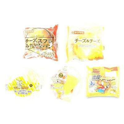 STRAWBERRY WEEK!!(いちごの日) ×CHEESE WEEK 2018(チーズ好きのための)~トムとジェリー 濃厚チーズシュー
トムとジェリー 苺とチーズのやみつきパフェ
トムとジェリー た~っぷりクリームのチーズスフレ