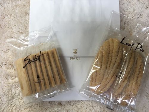 「ウエスト」バターが濃厚で美味しい♡リーフパイ&サブレスト