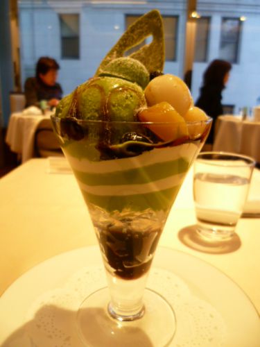 抹茶のパフェ