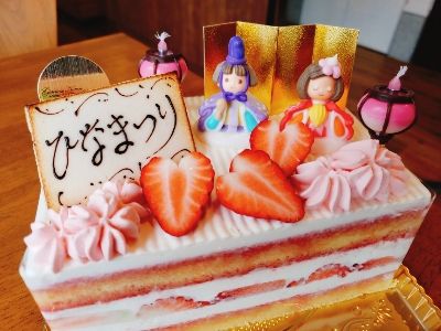 ひな祭りケーキ