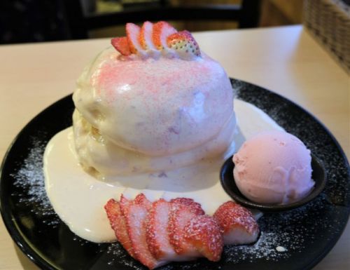 【北千住】茶香 ちゃか 3月限定 もも色吐息パンケーキ