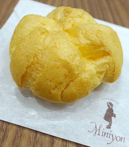 ミニヨン 広島で一番有名なシュークリーム 創業1981年の老舗ケーキ屋さん 広島市東区光町 広島駅